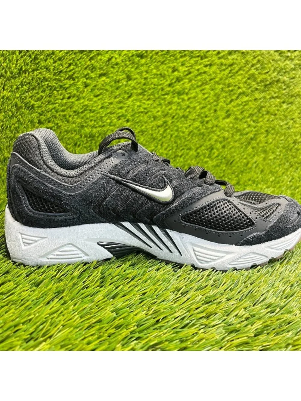 Nike Air Pegasus 2005 Womens Size 8 Black White Athletic Running Shoes Sneakers
